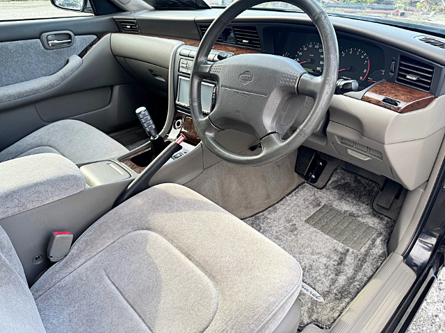 Dashboard of C35 NISSAN LAUREL.