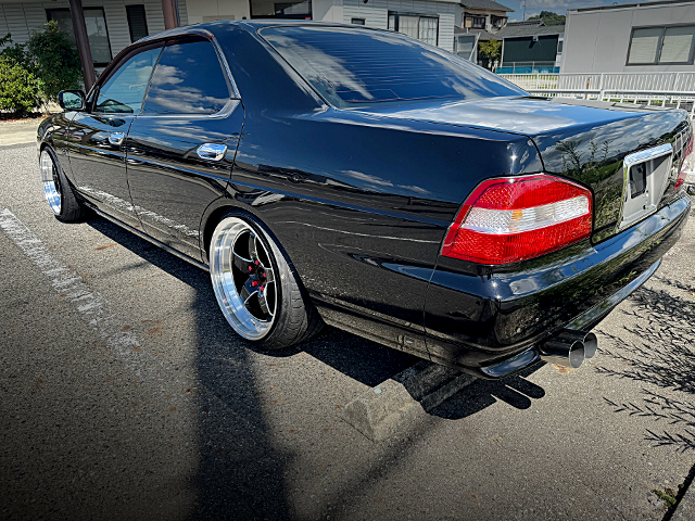 Rear exterior of C35 NISSAN LAUREL.