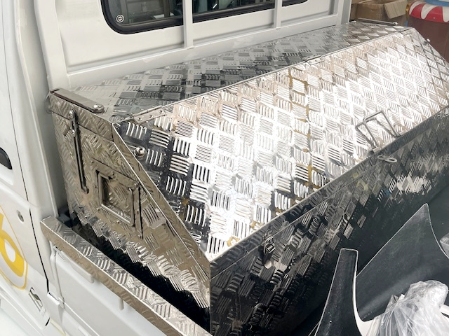Custom Aluminium Box of HELLO SPECIAL WIDEBODY DA63T SUZUKI CARRY TRUCK KU.