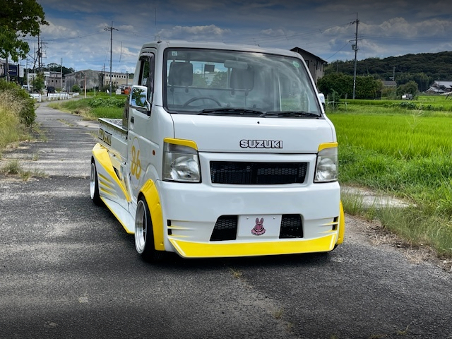 Front Bumper of HELLO SPECIAL WIDEBODY DA63T SUZUKI CARRY TRUCK KU.