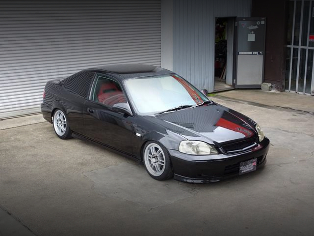 Front exterior of EM1 faced EJ7 CIVIC COUPE.