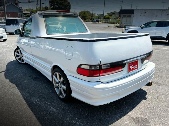 Rear exterior of TCR10W TOYOTA ESTIMA AERAS.
