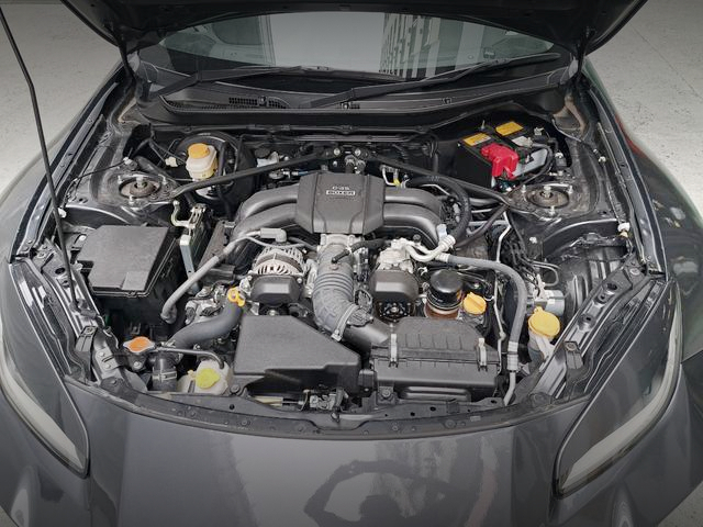 FA24 2400cc engine.