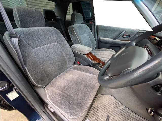Seats of JZS155 TOYOTA CROWN.