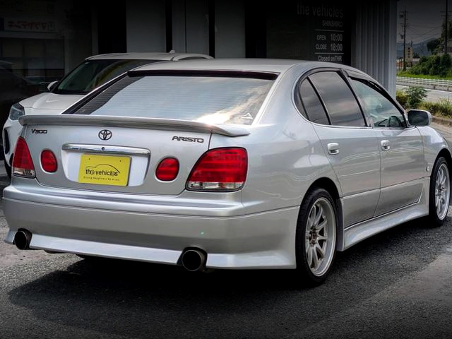 Rear exterior of JZS161 ARISTO V300 VERTEX EDITION.