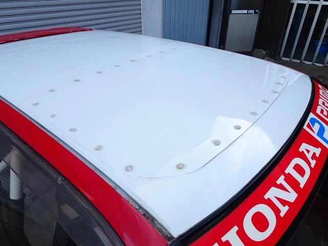 Roof exterior of KANJOZOKU SPEC EF9 CIVIC SiR.