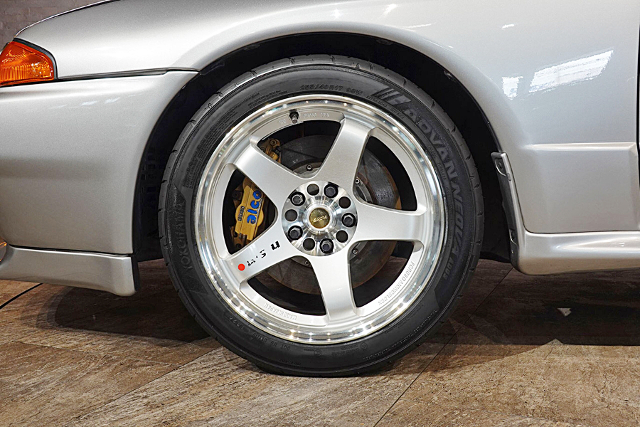 Front Rim of BNR32 SKYLINE GT-R.