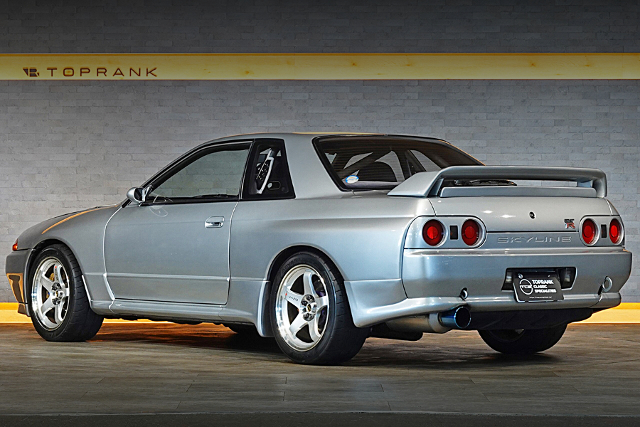 Rear exterior of BNR32 SKYLINE GT-R.