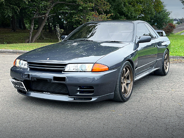 Front exterior of R32 SKYLINE GT-R NISMO.