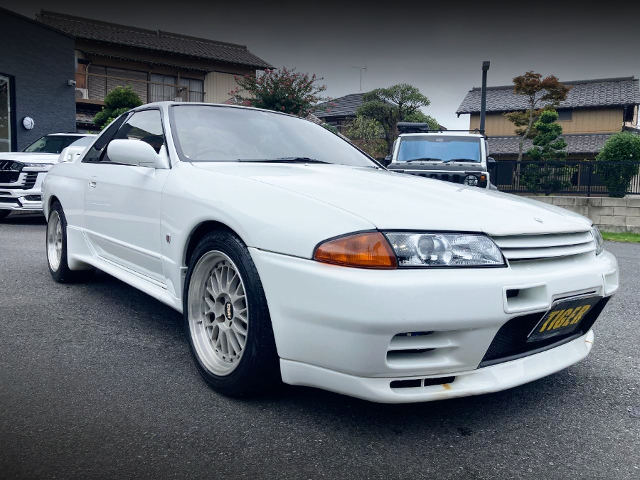 Front exterior of BNR32 SKYLINE GT-R S&S LIMITED VERSION.