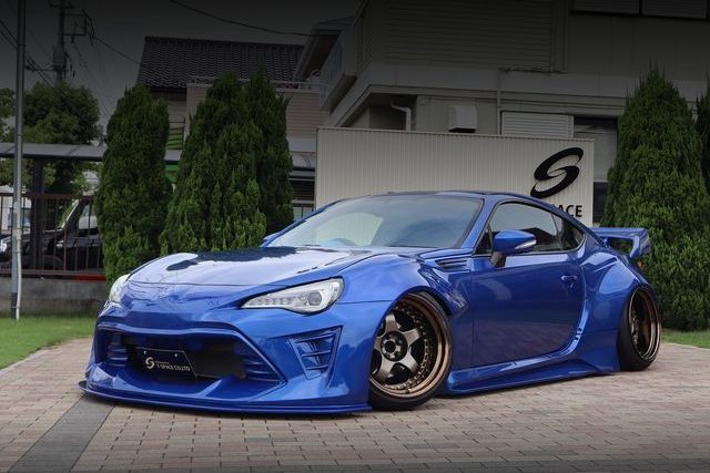 Front exterior of AIMGAIN WIDEBODY ZC6 BRZ R.