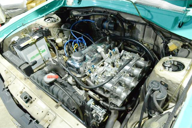 A12 1200cc engine With Solex Carburetors.