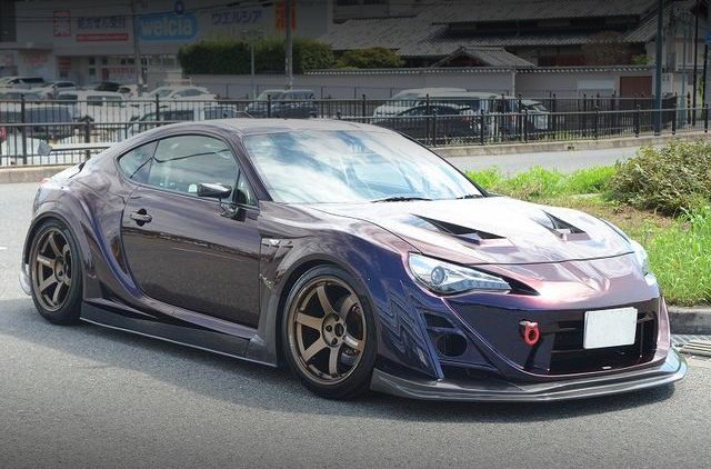Front exterior of VARIS WIDEBODY ZN6 TOYOTA 86GT.
