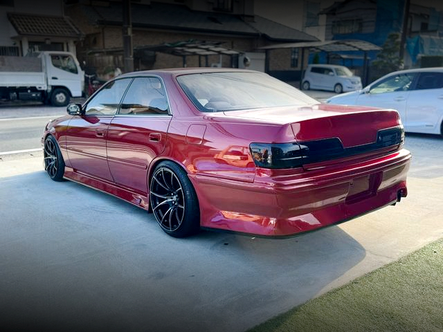 Rear exterior of X100 TOYOTA MARK II.