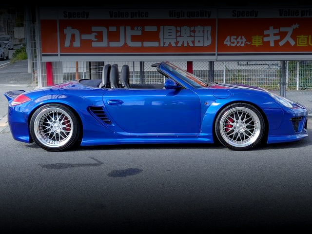 Right-Side exterior of TRA-KYOTO PANDEM WIDEBODY 987 PORSCHE BOXSTER.