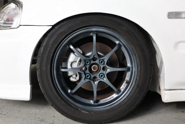 Front Rim of EK4 HONDA CIVIC SiR.