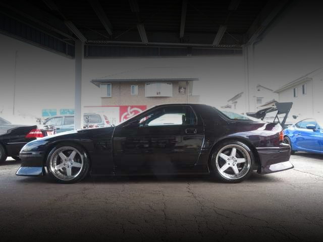 Left-Side exterior of BN-SPORTS WIDEBODY FC3S RX-7 GT-X.