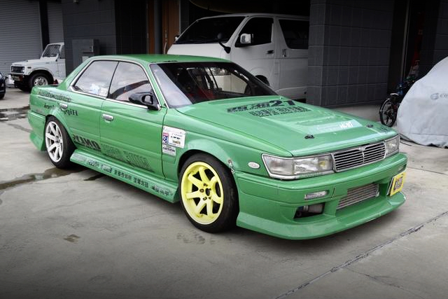 Front exterior of 450HP C33 NISSAN LAUREL.