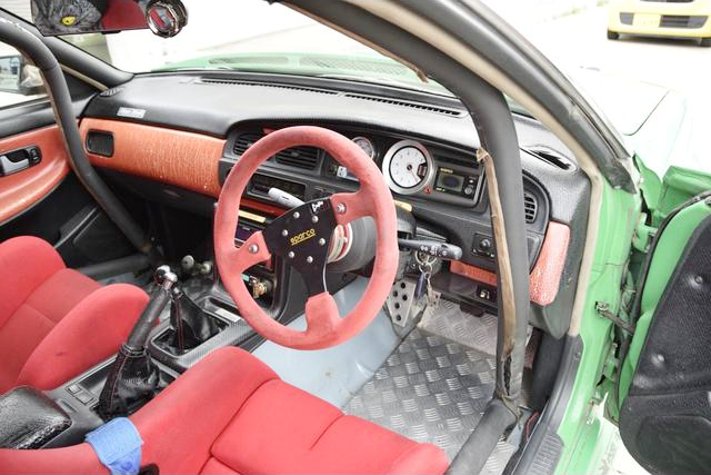 Dashboard of 450HP C33 NISSAN LAUREL.