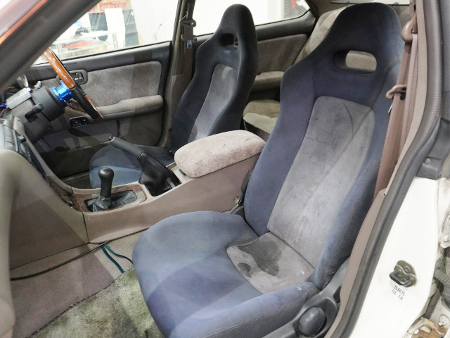 Seats of C35 NISSAN LAUREL.