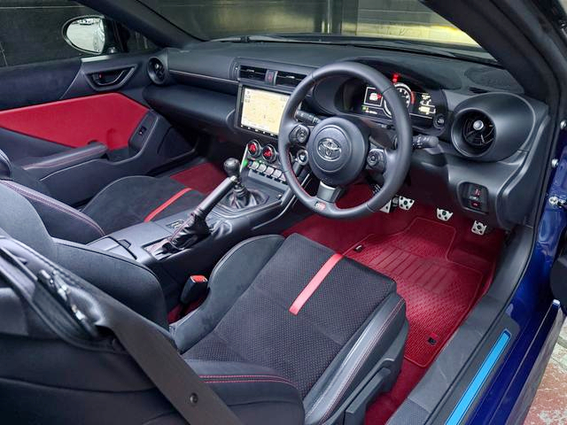 Interior of ZN8 TOYOTA GR86 RZ.