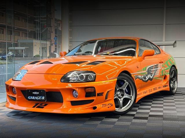 Front exterior of JZA80 SUPRA SZ AERO TOP.