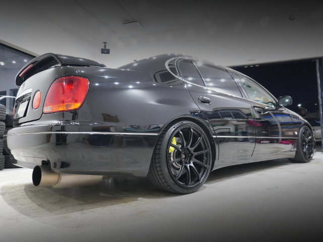 Rear exterior of JZS161 ARISTO V300 VERTEX EDITION.