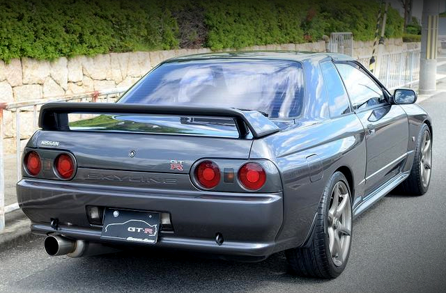 Rear exterior of R32 SKYLINE GT-R.