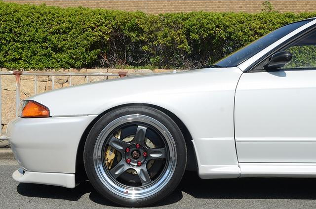 Front Rim of R32 SKYLINE GT-R.