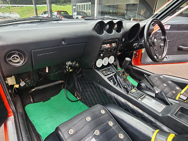 Dashboard of S30 FAIRLADY 240ZG.