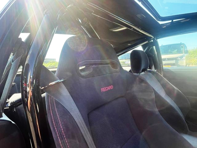 Seats and Roll Cage of BN-SPORTS WIDEBODY S14 SILVIA.