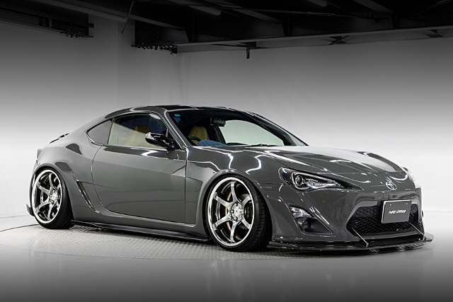 Front exterior of WIDEBODY ZN6 TOYOTA 86G.