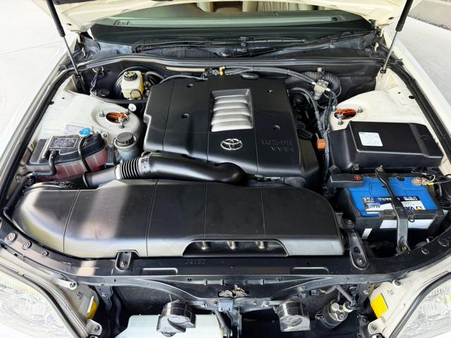 1UZ-FE VVT-i 4000cc V8 engine of JDM VIP Custom UCF20 CELSIOR B-SPEC eR VERSION.