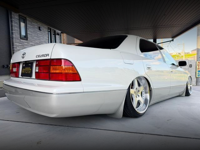 Rear exterior of JDM VIP Custom UCF20 CELSIOR B-SPEC eR VERSION.