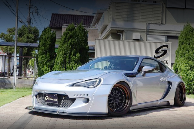 Front exterior of ROCKET BUNNY WIDEBODY ZN6 86GT.
