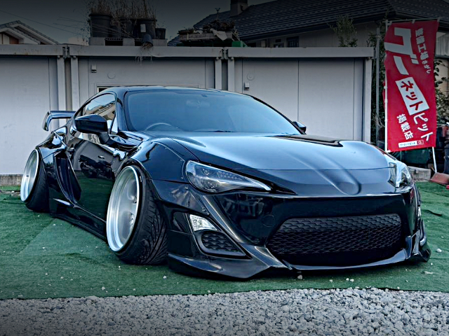 Front exterior of WIDEBODY ZN6 TOYOTA 86G.